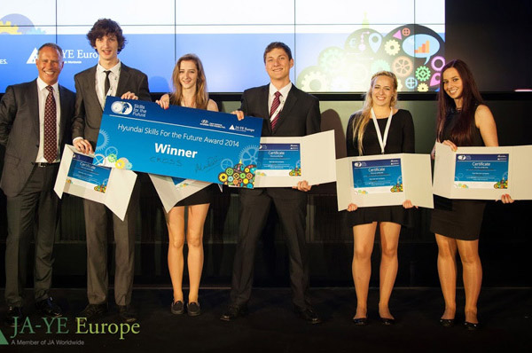 Hyundai a acordat marele premiu pentru Romania, in cadrul programului Brilliant Young Entrepreneurs