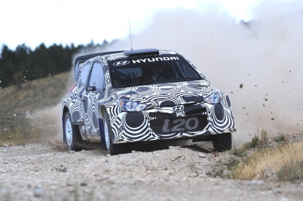 Hyundai Motorsport desfasoara noi teste pentru i20 WRC 