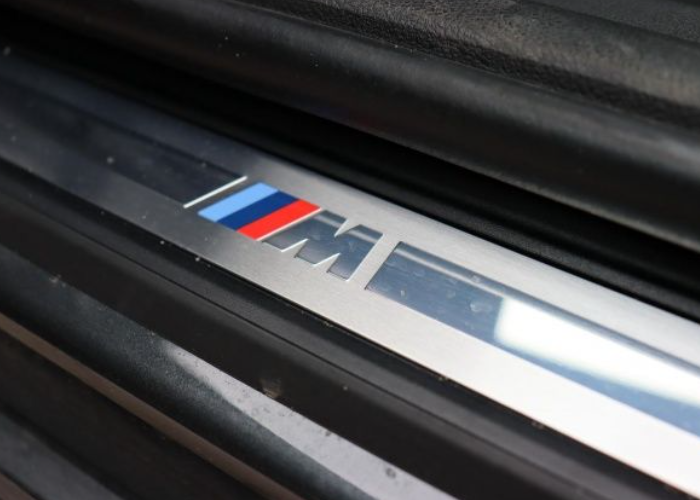 BMW SERIA 3 330I TOURING AUT.