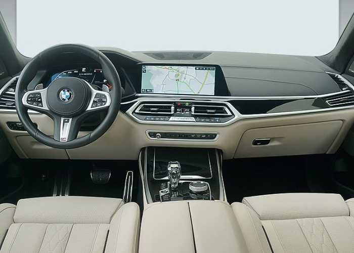 BMW X7 M50D