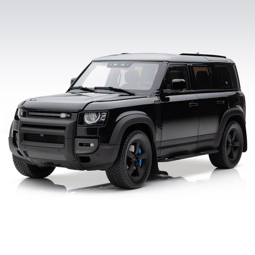Land Rover Defender 110 V8 la scară 1:18 - Santorini Black LAND