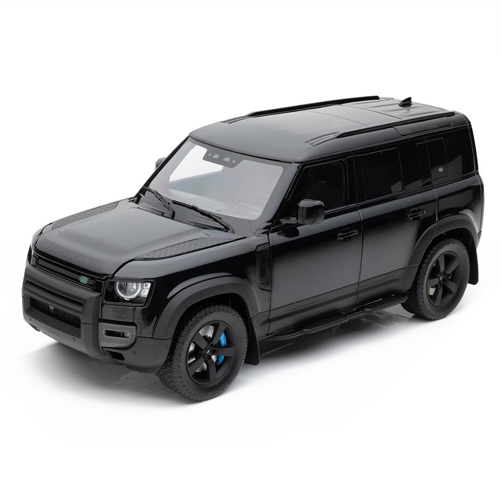 Land Rover Defender 110 V8 la scară 1:18 - Santorini Black LAND