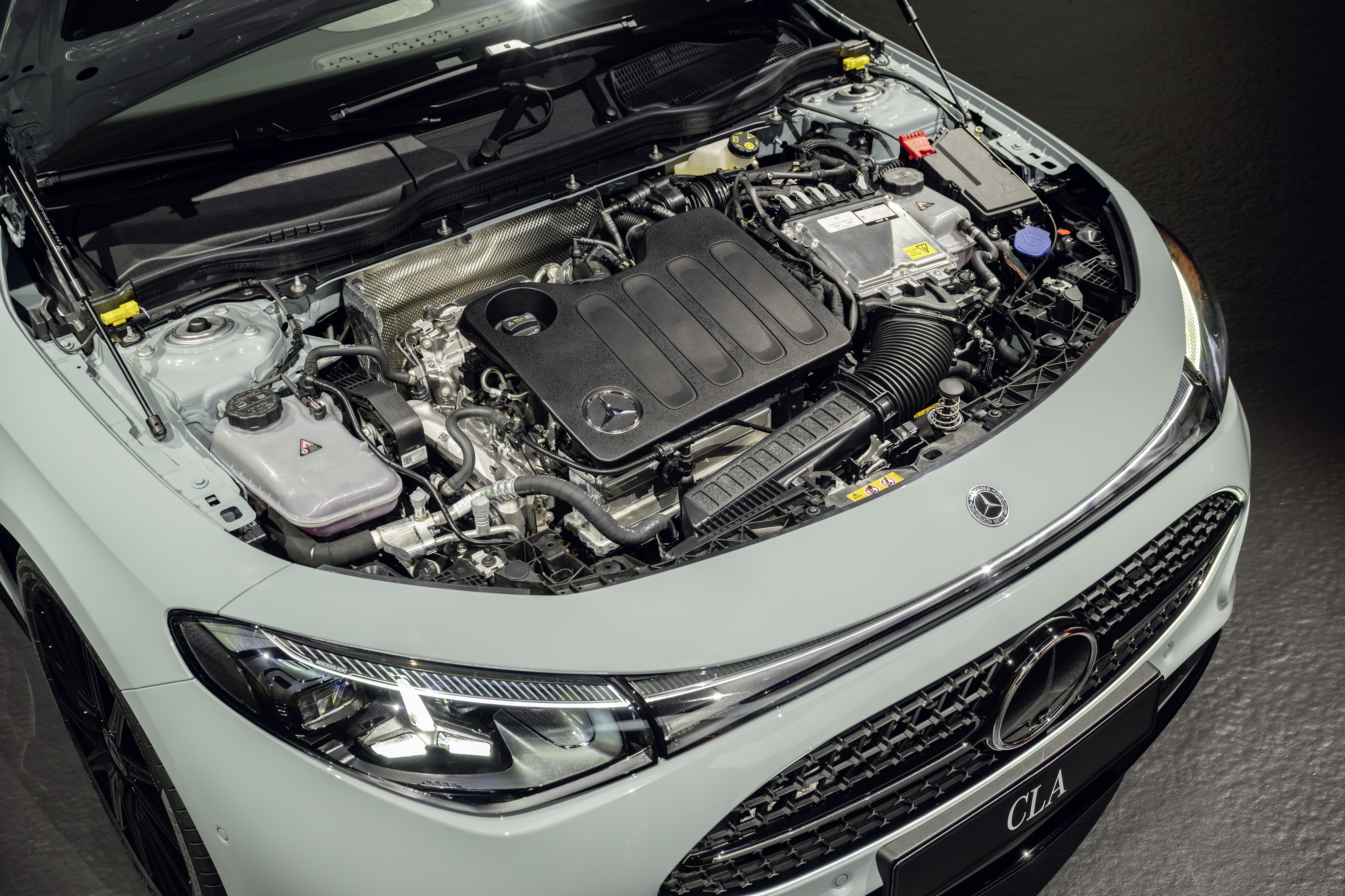 Motor hybrid 48V al noului Mercedes-Benz CLA &mdash; motor turbo 1.5L cu transmisie 8F-eDCT