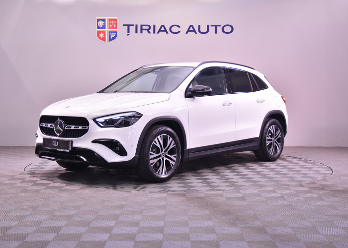 MERCEDES-BENZ GLA 220 4MATIC