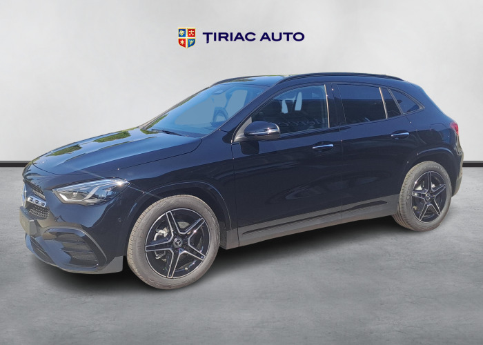 MERCEDES-BENZ GLA Standard