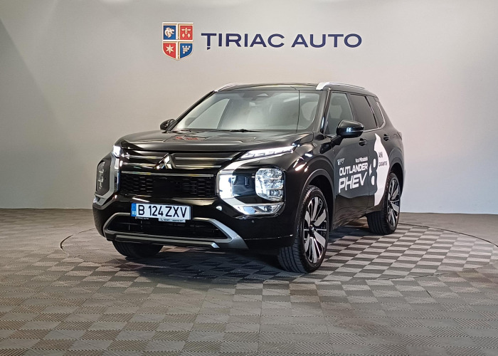 MITSUBISHI OUTLANDER INSTYLE A12