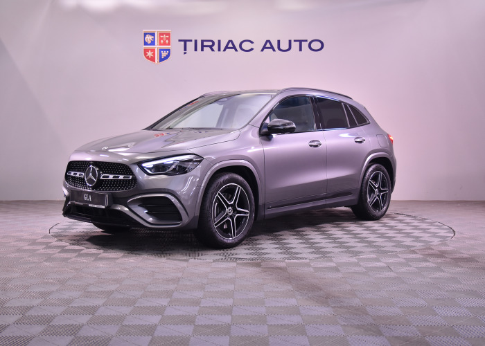 MERCEDES-BENZ GLA Standard