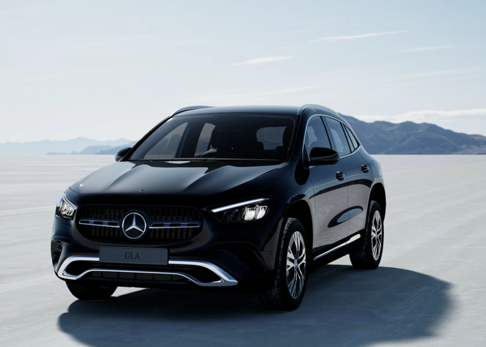 MERCEDES-BENZ GLA Standard