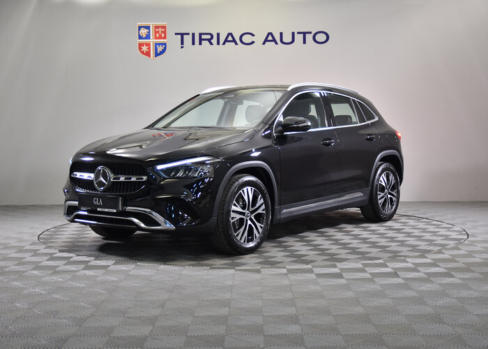 MERCEDES-BENZ GLA 180