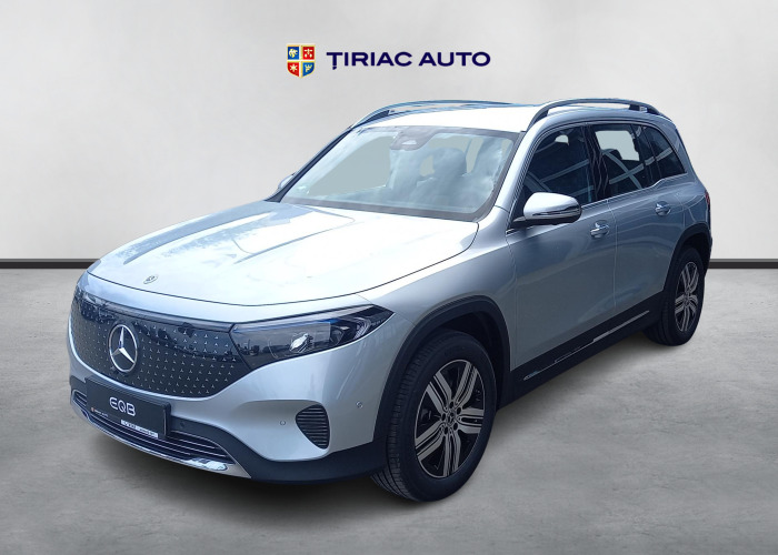 MERCEDES-BENZ EQB 300 4MATIC