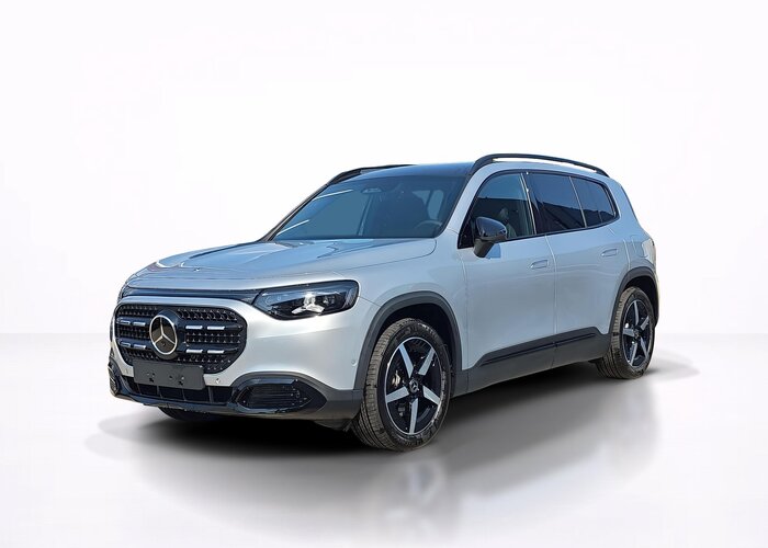 MERCEDES-BENZ GLB 220