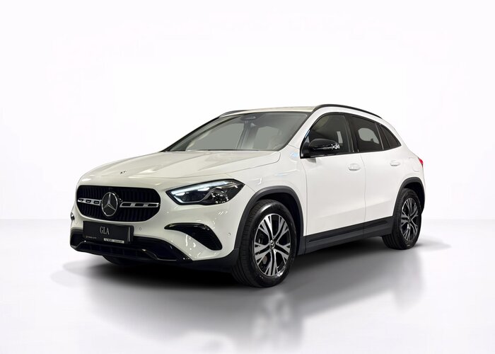 MERCEDES-BENZ GLA 200 D 4MATIC