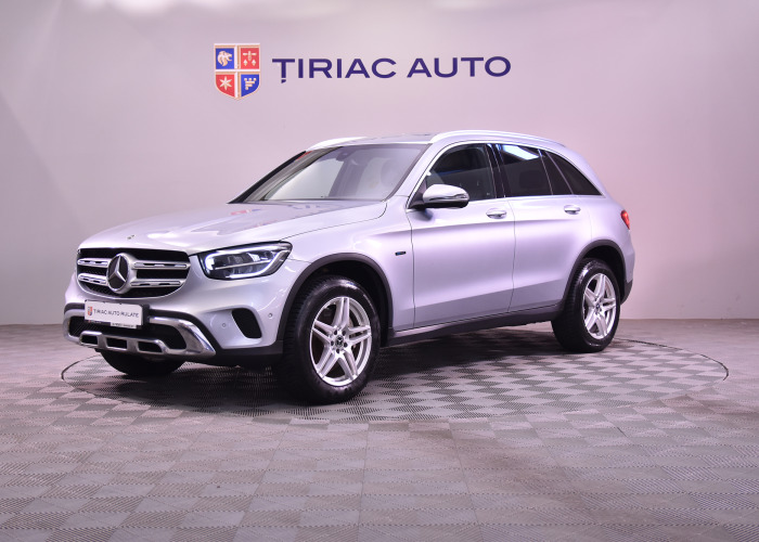 MERCEDES BENZ GLC 300 E