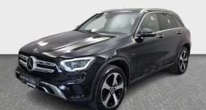 MERCEDES BENZ GLC 300  E 4M