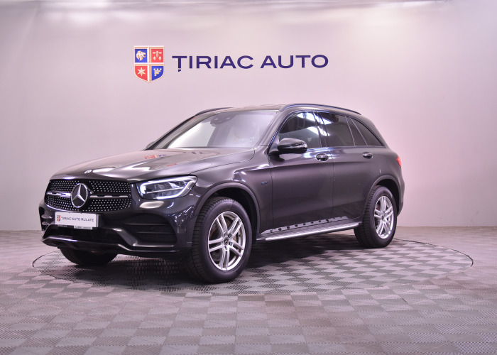 MERCEDES BENZ GLC 300 E