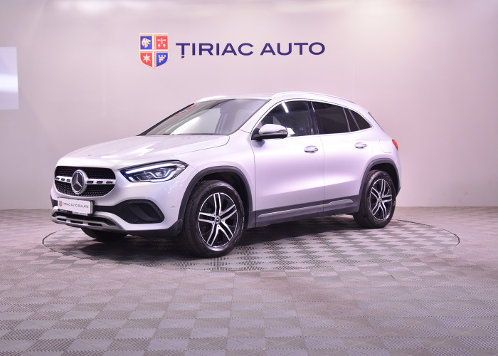 MERCEDES BENZ GLA 220 D 4M