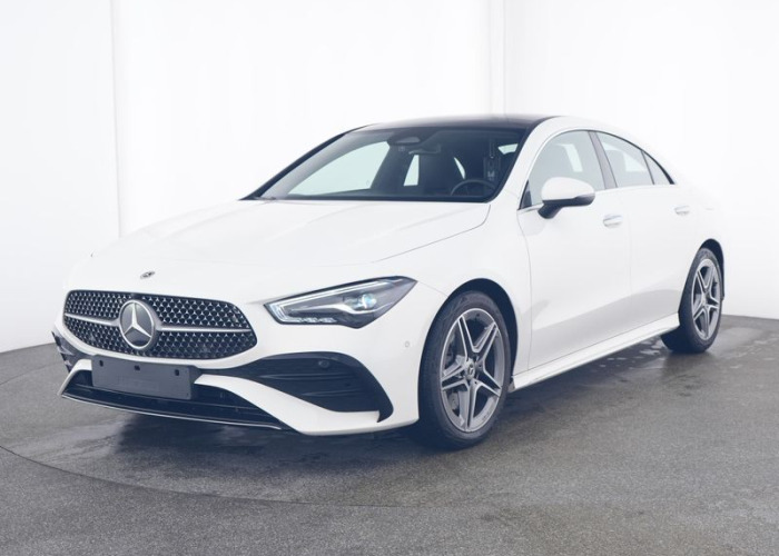 MERCEDES BENZ CLA 200