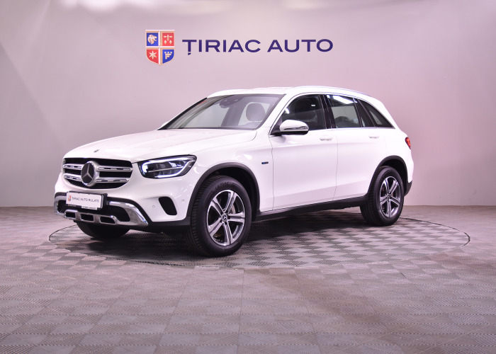 MERCEDES BENZ GLC 300 E 4M