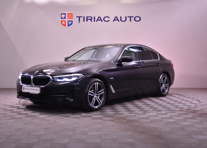 BMW SERIA 5 530E XDRIVE