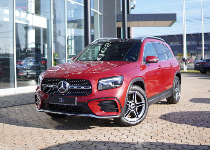 MERCEDES BENZ GLB 220 D 4M