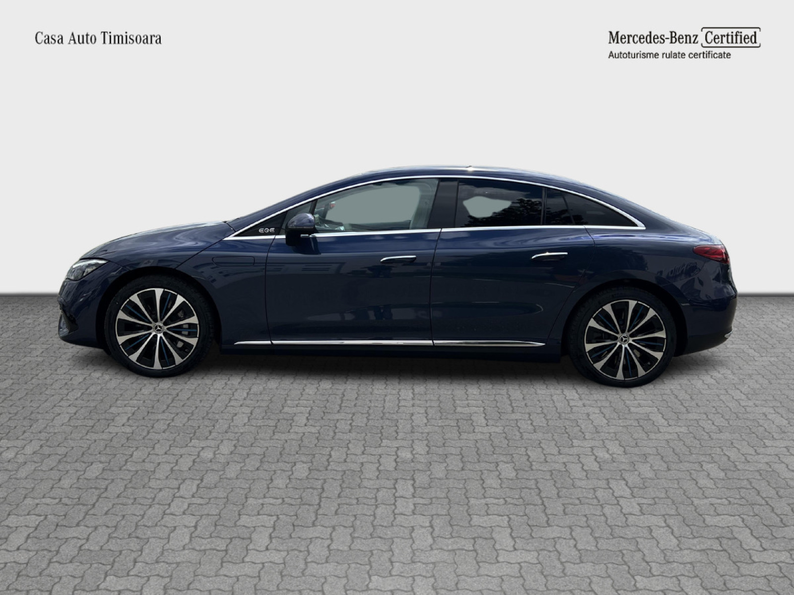 MERCEDES BENZ EQE 300