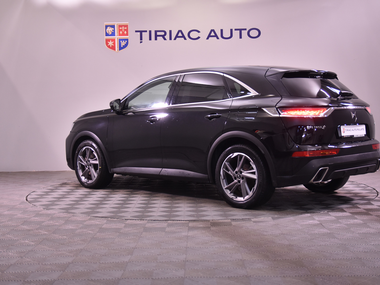 DS DS7 1.6 L