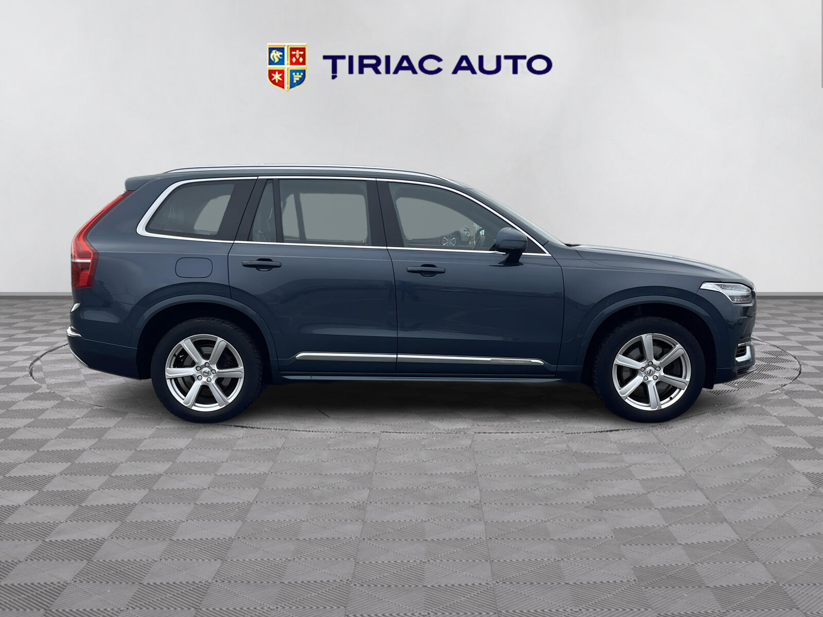 VOLVO XC90 2.0L