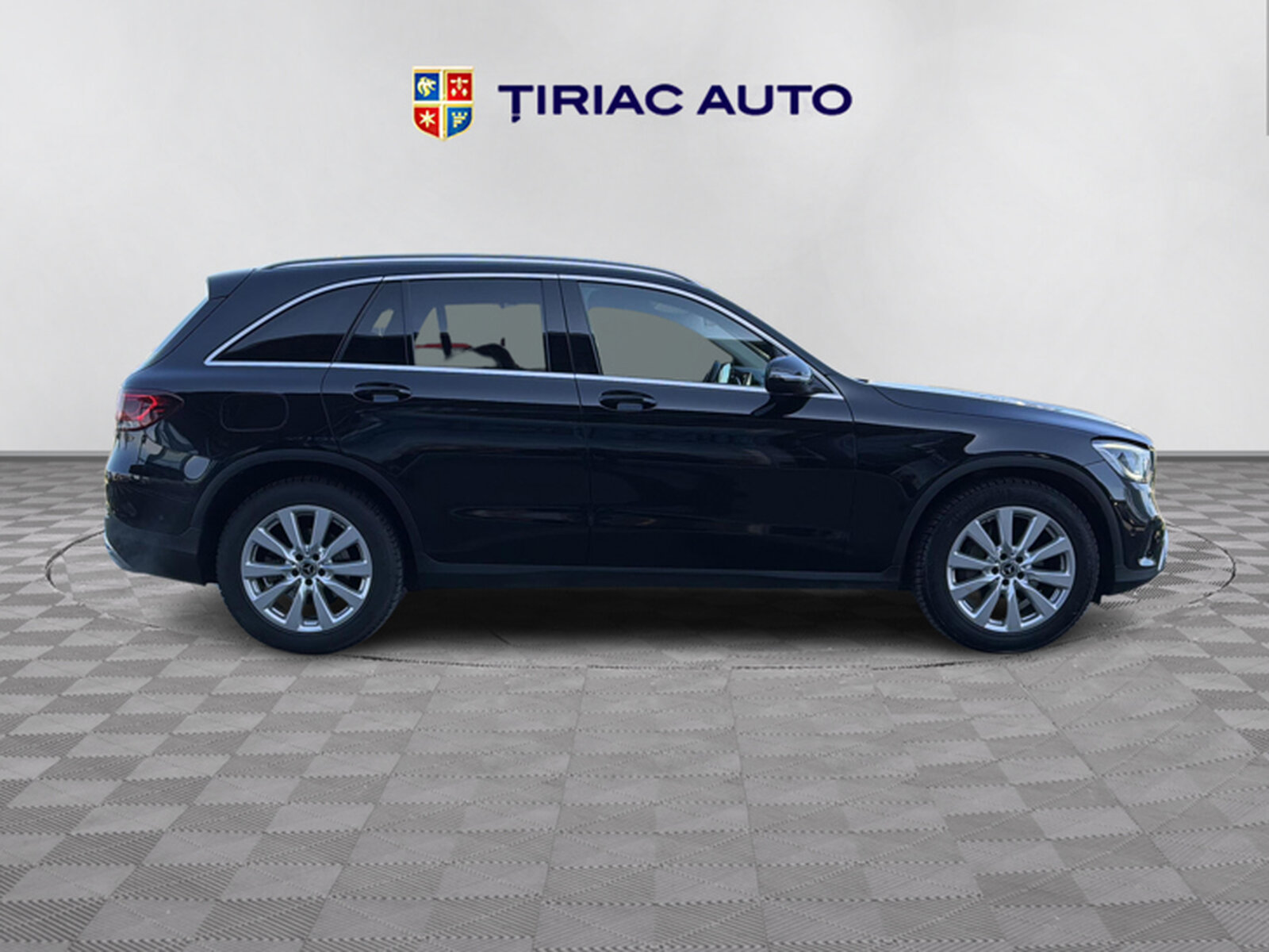 MERCEDES BENZ GLC 200 4M