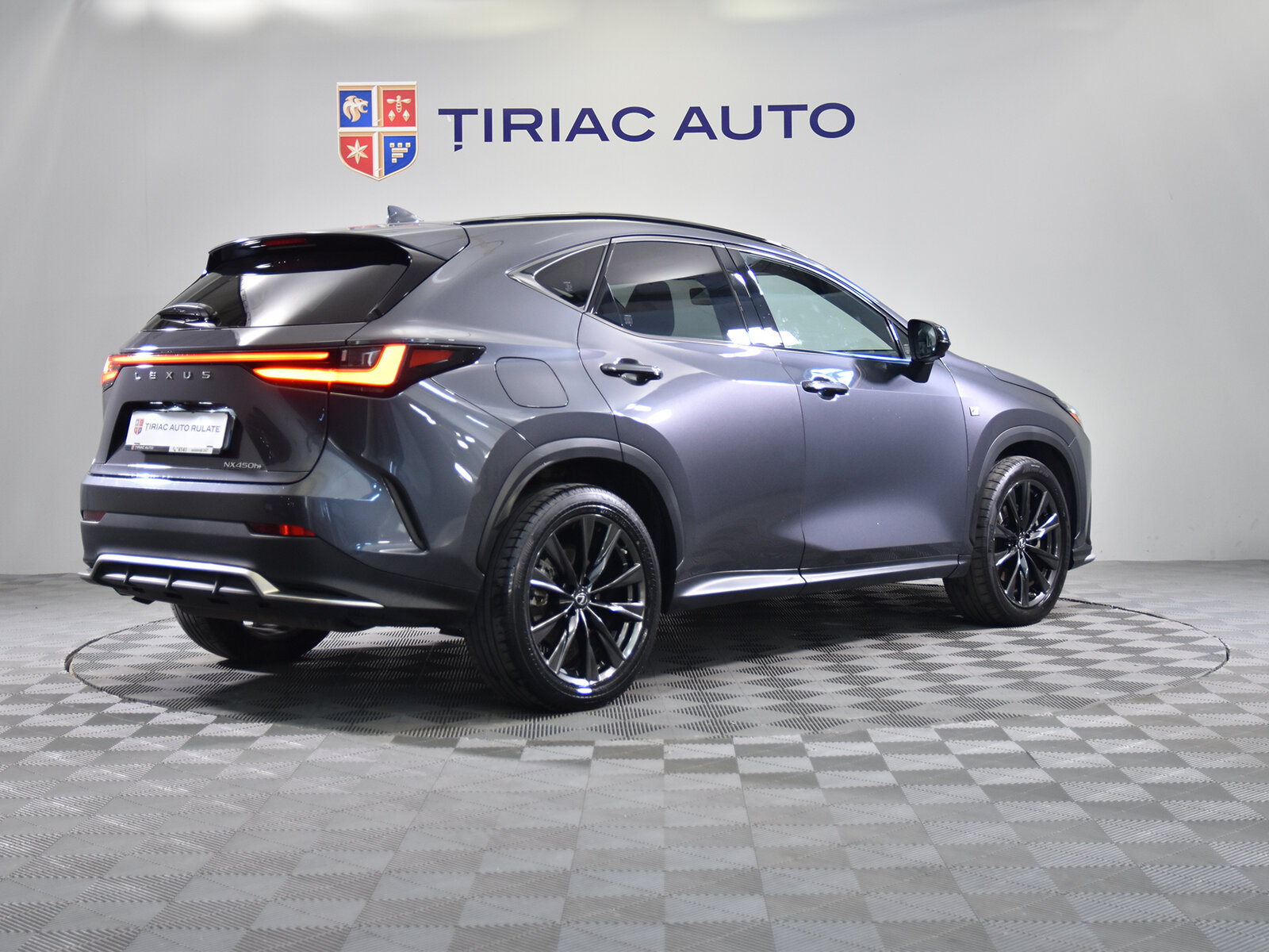 LEXUS NX 450H + 2.5L