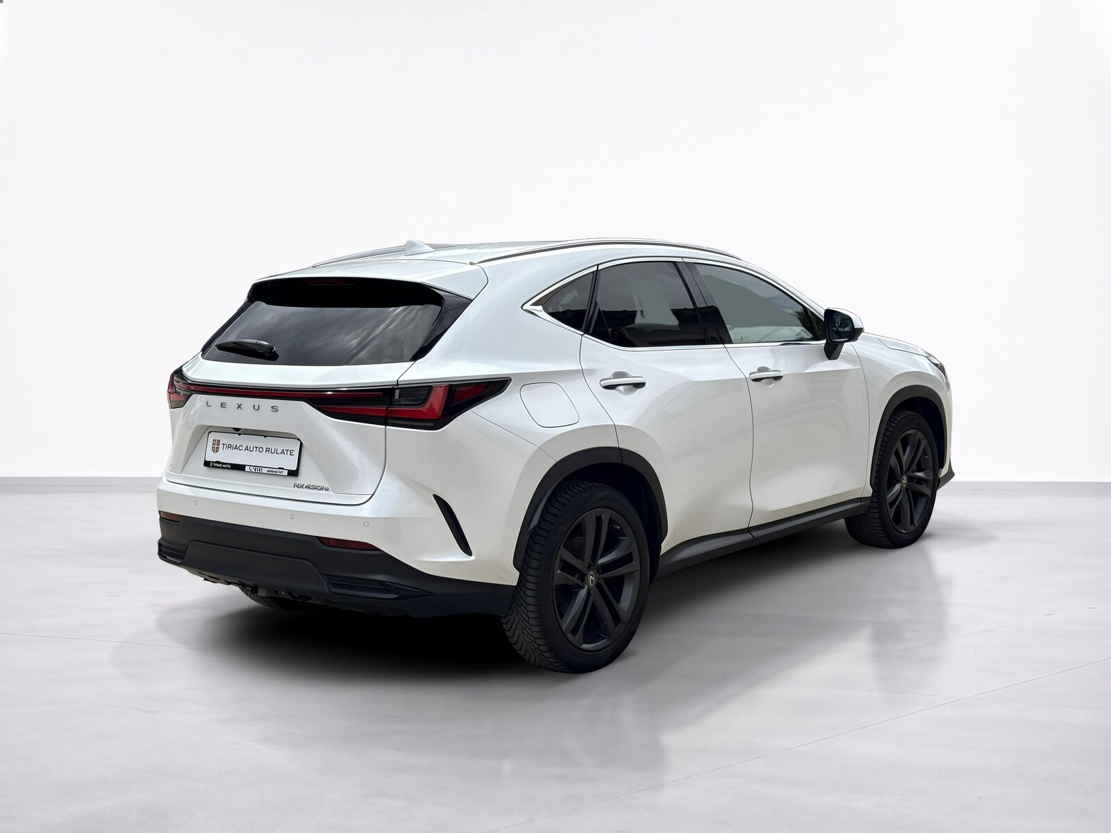 LEXUS NX 450H + 2.5L