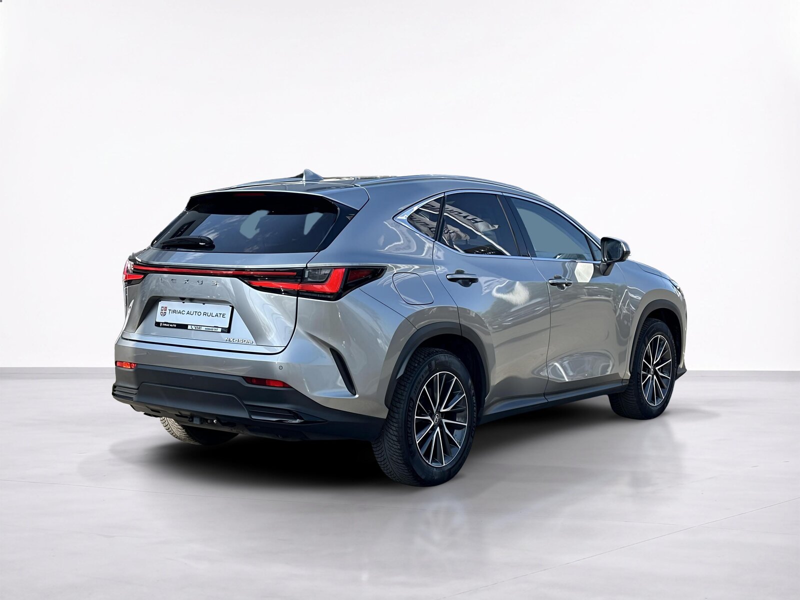 LEXUS NX 450H + 2.5L