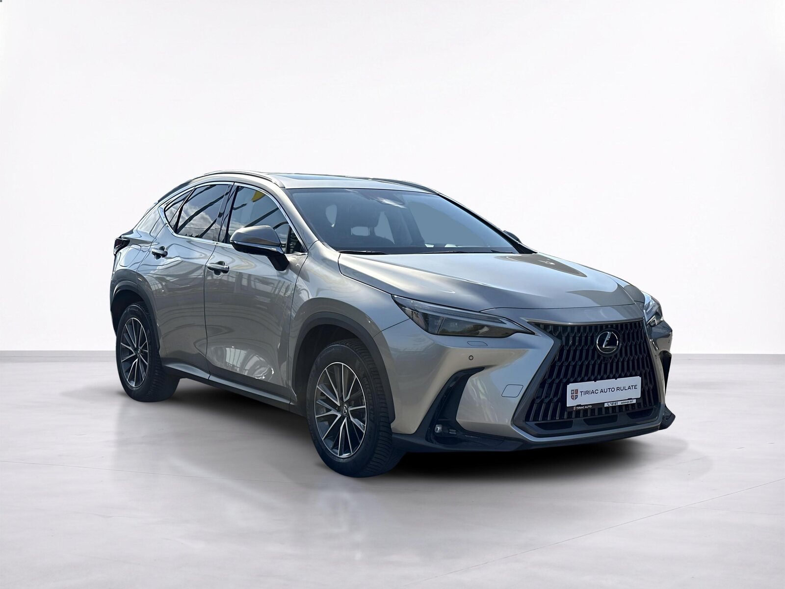 LEXUS NX 450H + 2.5L
