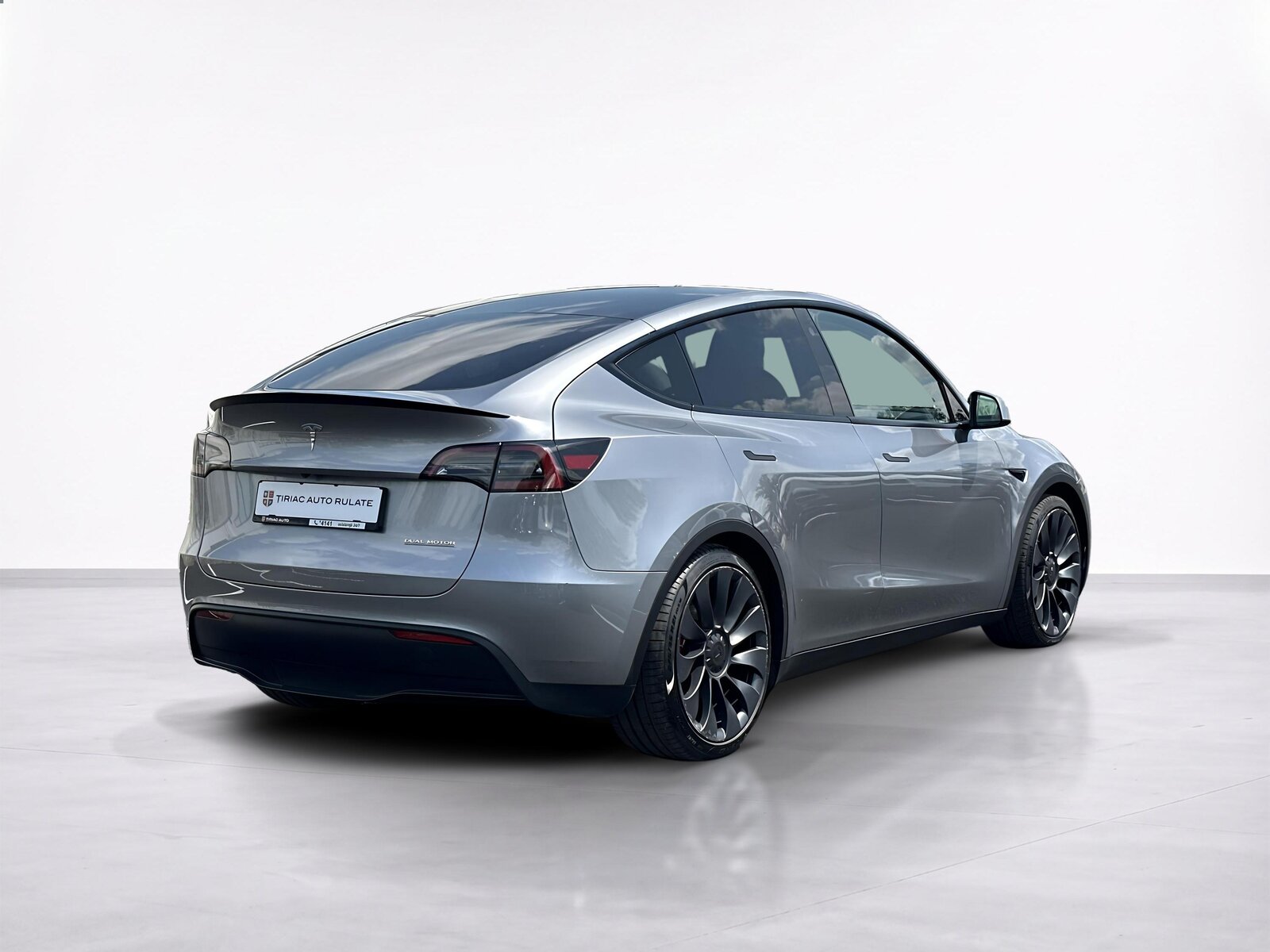 TESLA MODEL Y ELECTRIC