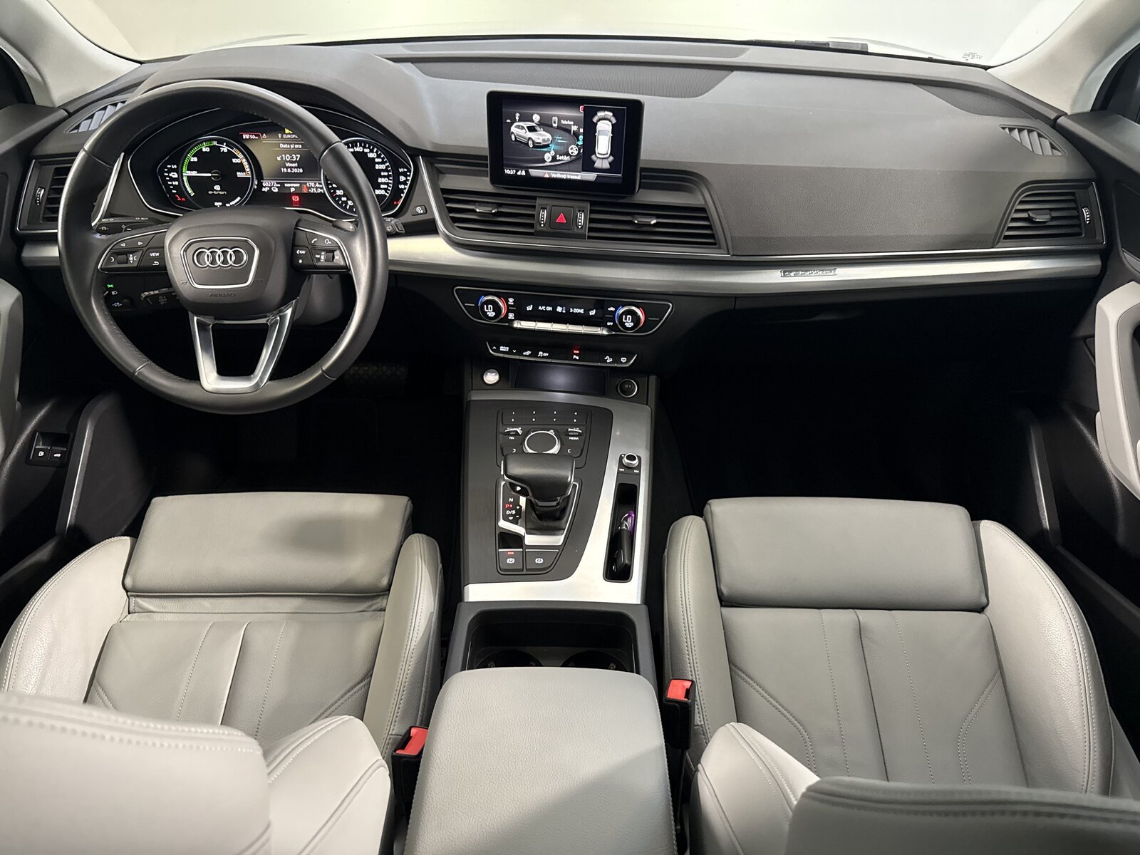 AUDI Q5 2.0L