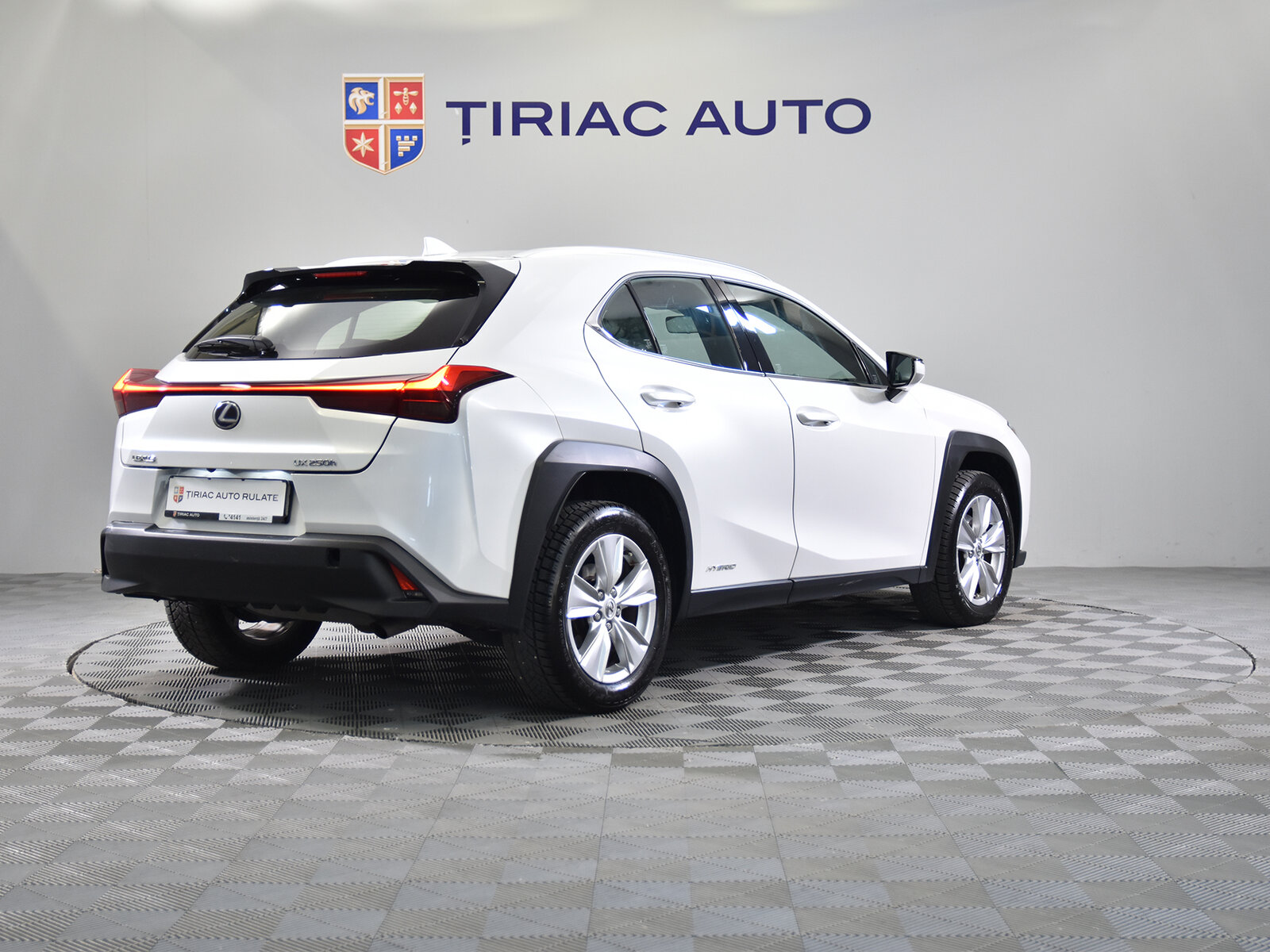 LEXUS UX 250H