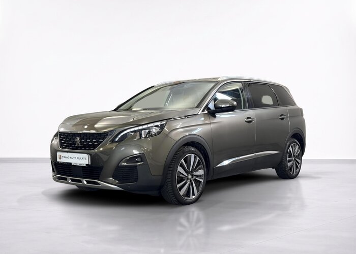 PEUGEOT 5008 1.2L