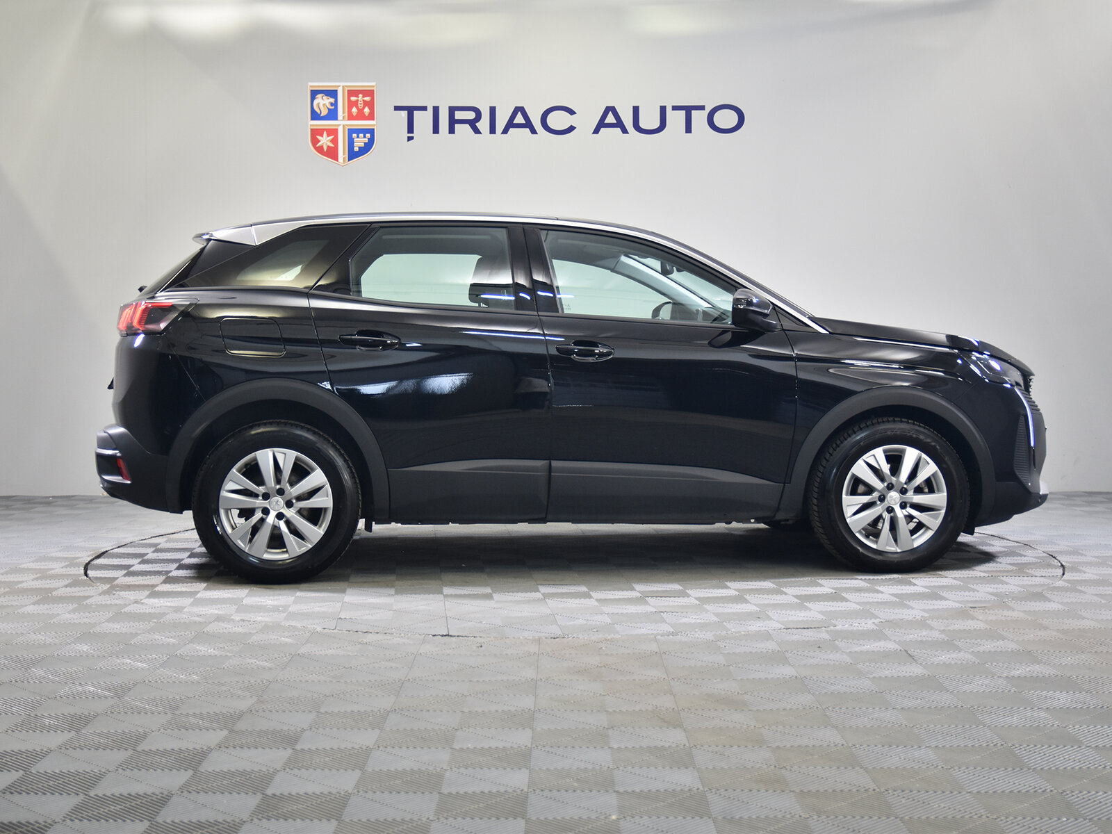 PEUGEOT 3008 1.2L