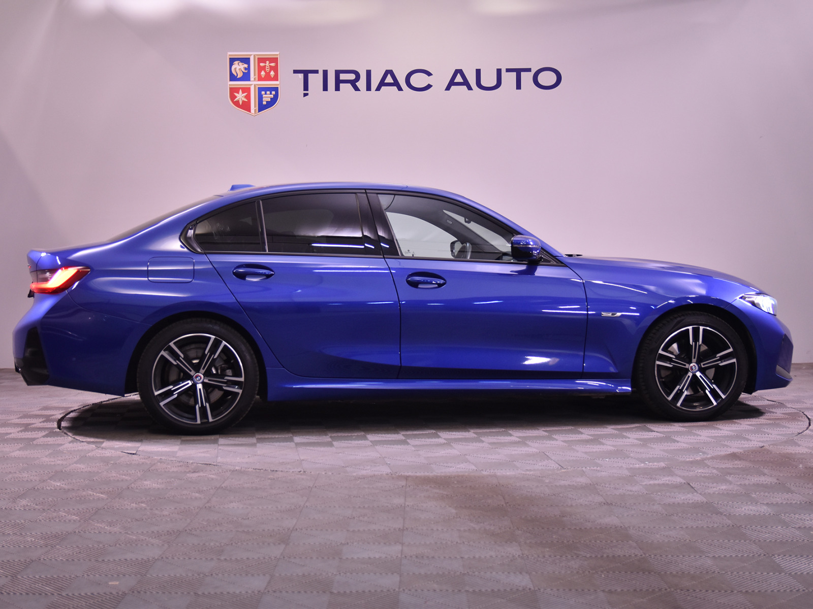 BMW SERIES 3 2.0 L