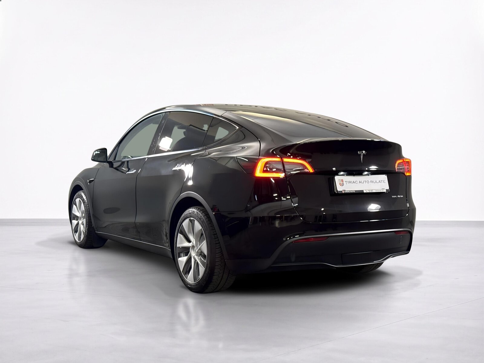 TESLA MODEL Y ELECTRIC
