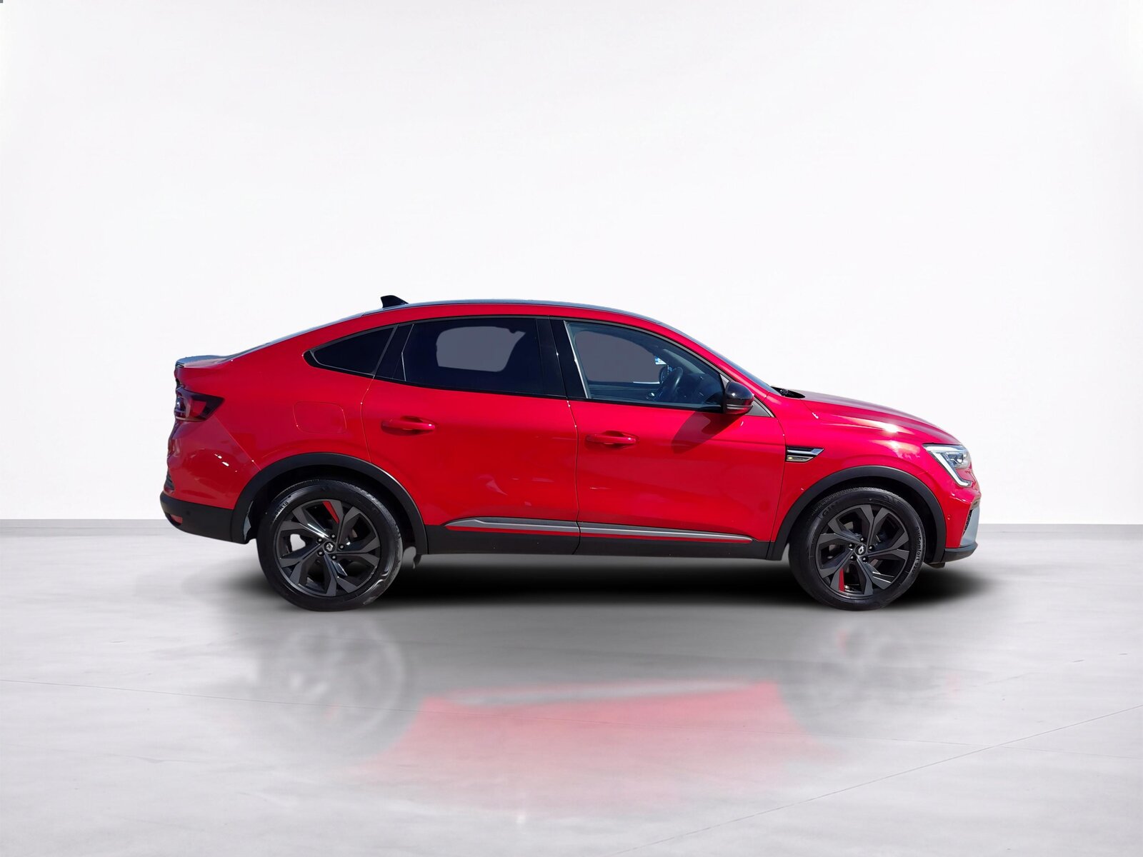 RENAULT ARKANA E-TECH RS LINE