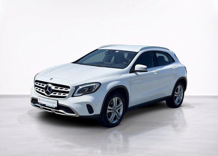 MERCEDES BENZ GLA 200D