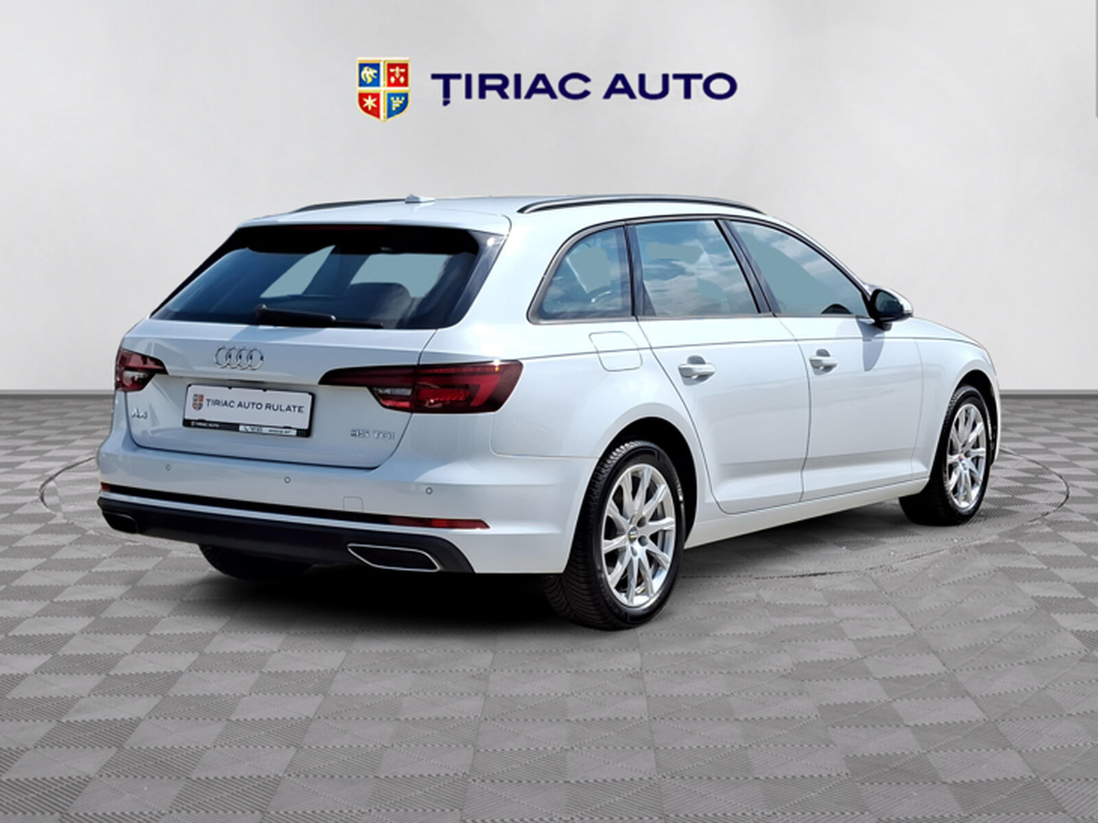 AUDI A4 2.0D