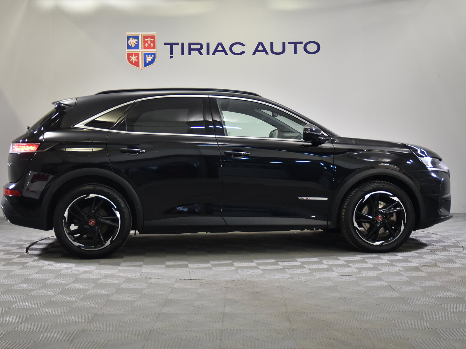 DS DS7 1.6L