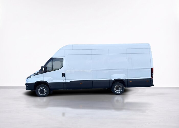 IVECO  2023 — imagine 2