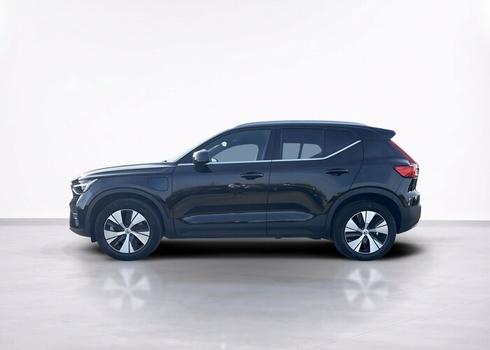 VOLVO XC40 2023 — imagine 30