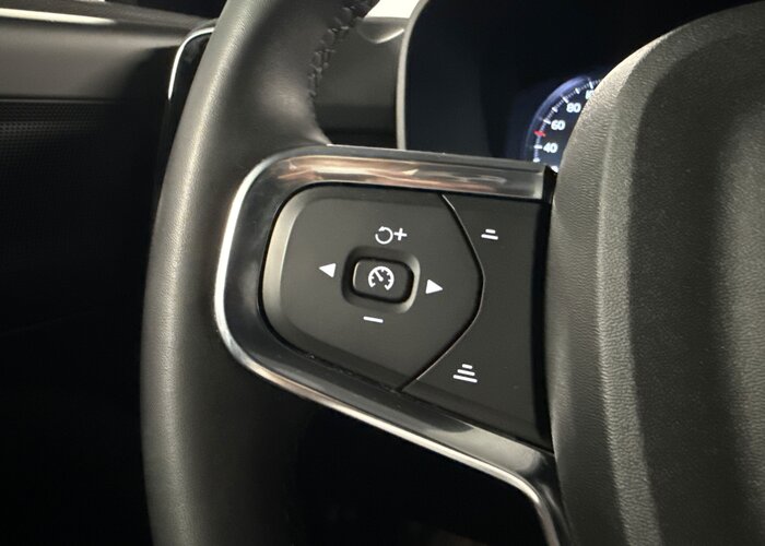 VOLVO XC40 2023 — imagine 46