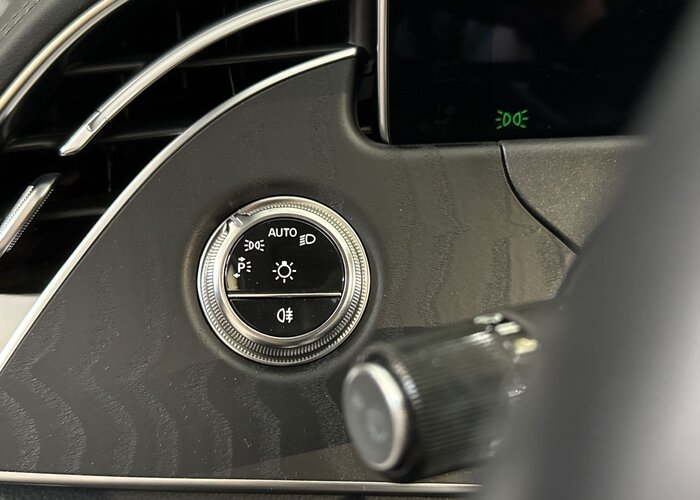 MERCEDES-BENZ E-Class 2025 — imagine 41