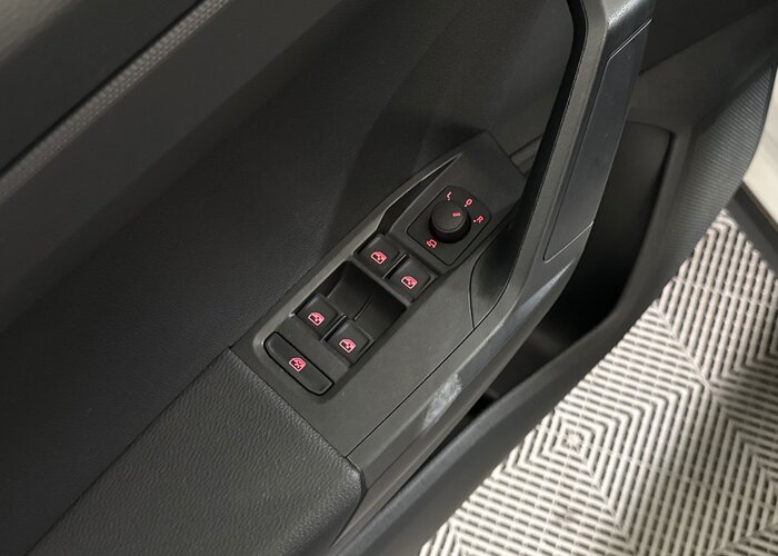 SEAT Arona 2024 — imagine 36