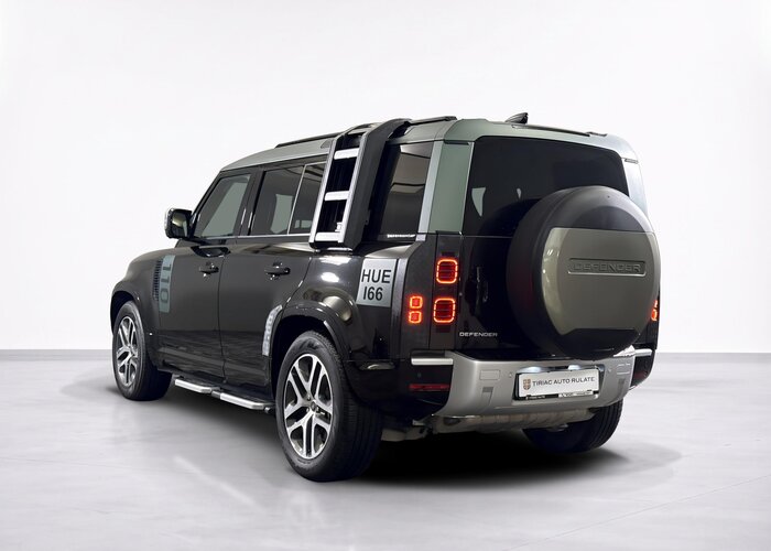 Land Rover Defender 2023 benzină, 69.900 € — imagine 30