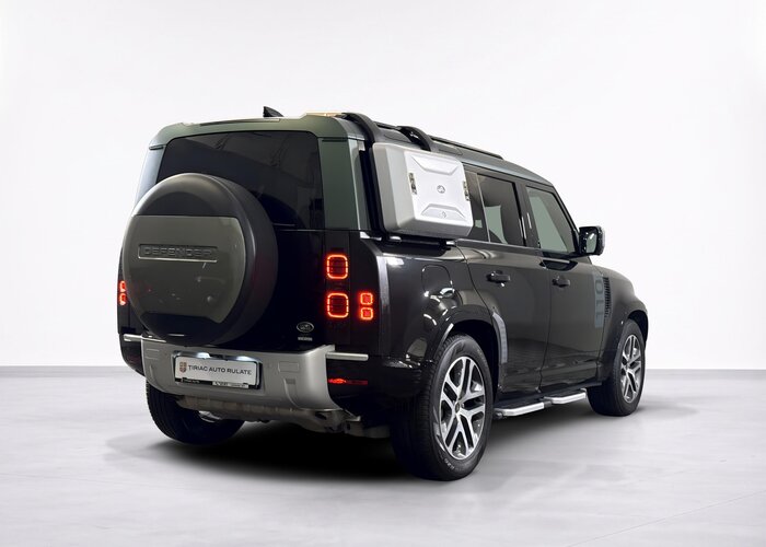 Land Rover Defender 2023 benzină, 69.900 € — imagine 32